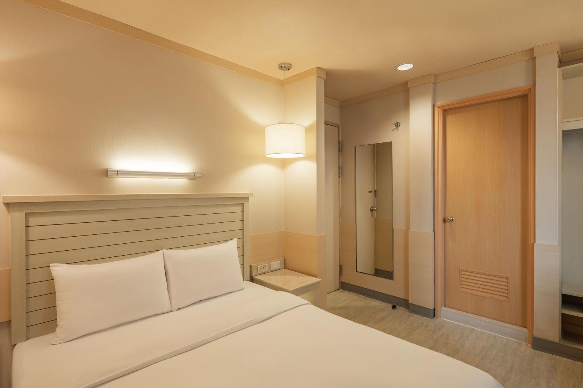 Kindness Hotel - Jhong Jheng Kaohsiung Habitación foto